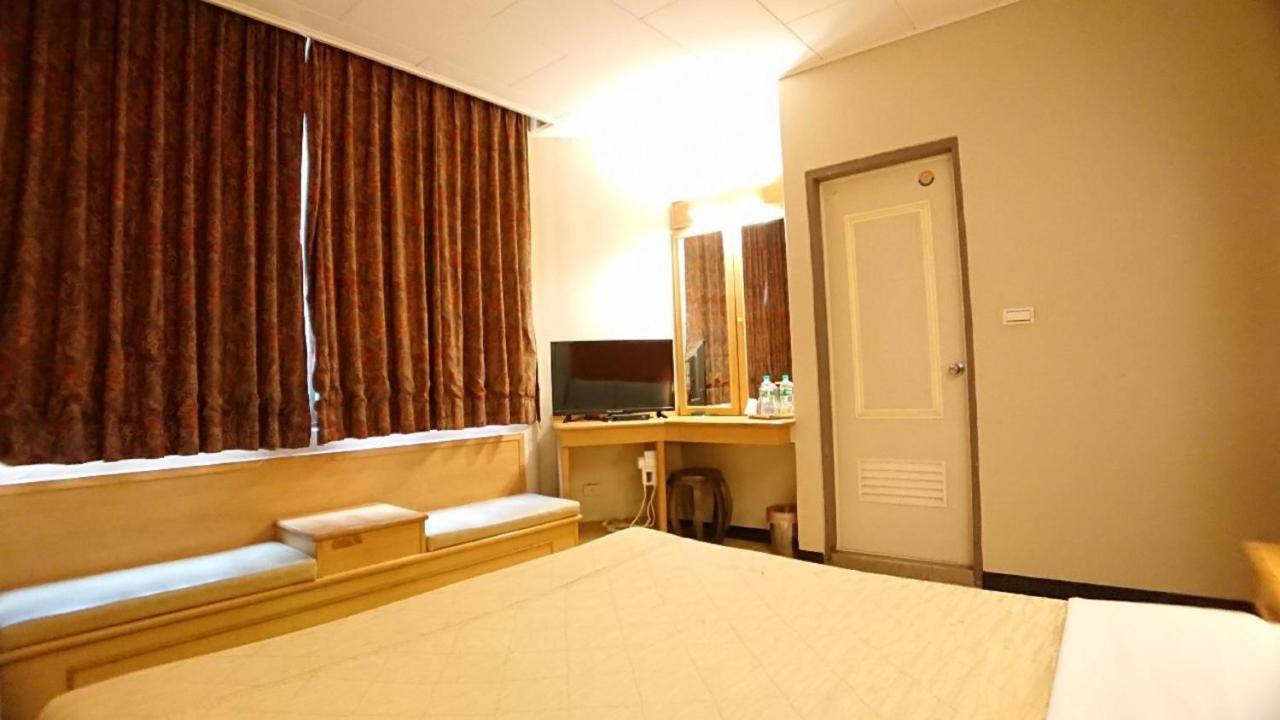 Yes Hotel Цзяи Экстерьер фото